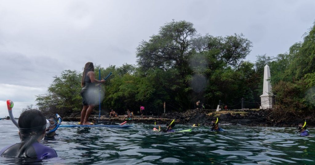 Snorkel at Captain Cook Monument at Kealakekua Bay