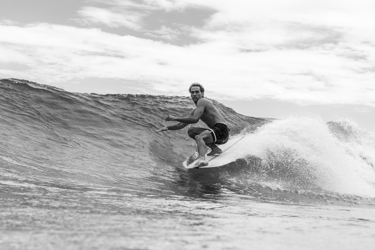 Meet These 13 Famous Surfers Who Hail from Hawaii - Royal Hawaiian Movers  (RHM)